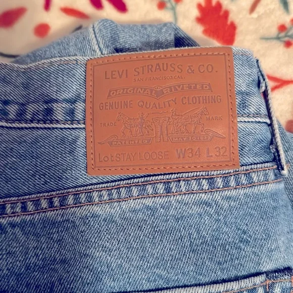 Men’s Stay Loose Levi’s - Picture 3 of 9